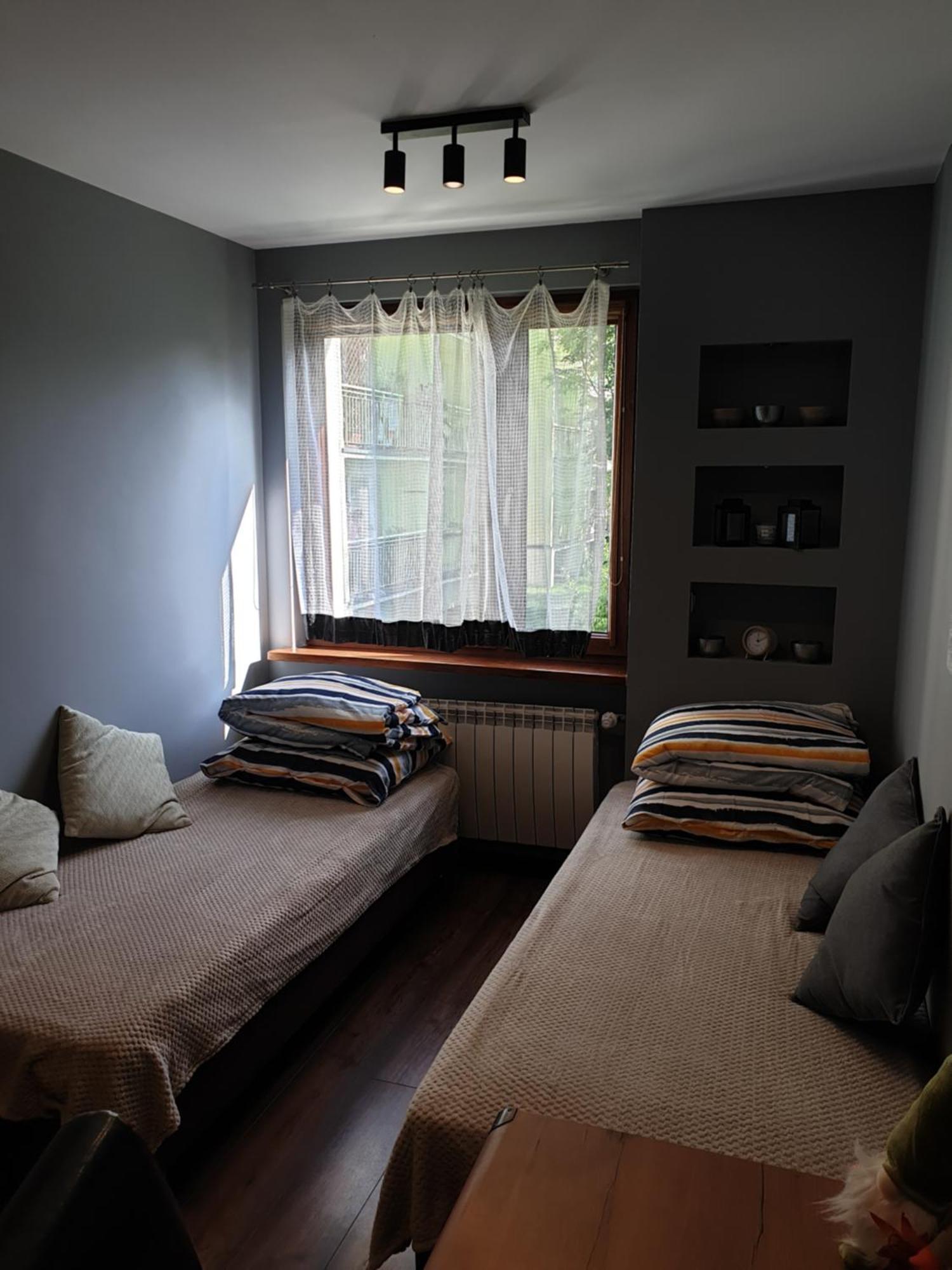 Przestronny Apartament Dla 9 Osob - 4 Sypialnie, Parking Γκλίβιτσε Εξωτερικό φωτογραφία